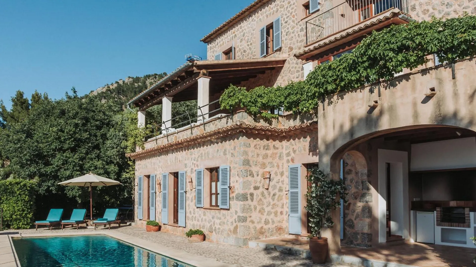 Ca Na Mar Villa Deia 0*,